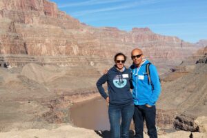 About Sully Restoration : Samuel and Lydia at The Grand Canyon